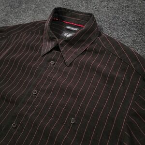 Haggar Men Luxury Microfiber Short Sleeve Shirt Large Black Red Windowpane